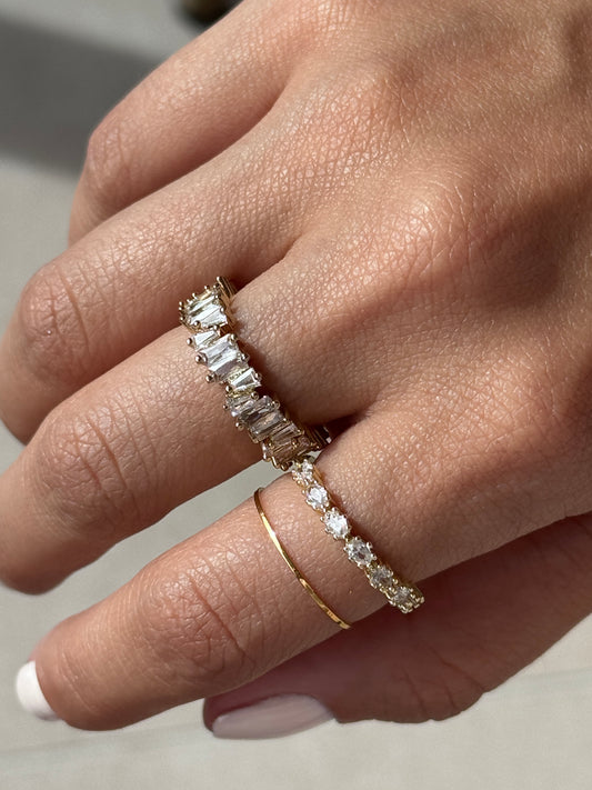 Anillo Liora